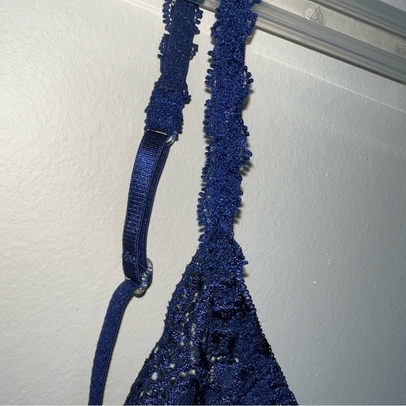 Flora Nikrooz Blue Lacey Bralette NWOT Size Large - Picture 10 of 10